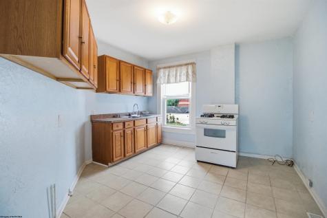 703 W Pike Street Clarksburg WV 26301
