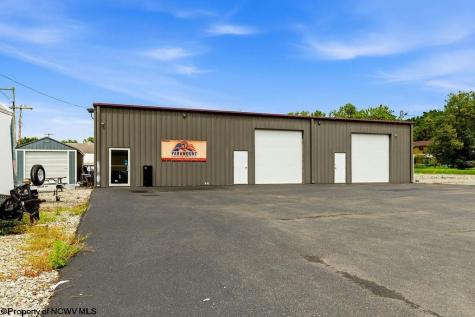 66 Mayre Street Jane Lew WV 26378