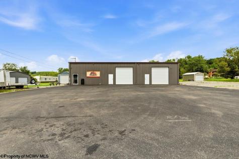 66 Mayre Street Jane Lew WV 26378
