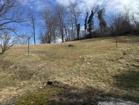 2213 Pleasant Valley Road Pleasant Valley WV 26554