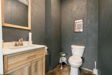 541 Spruce Street Thomas WV 26292