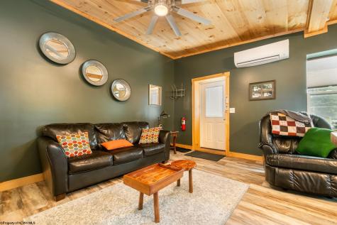 541 Spruce Street Thomas WV 26292