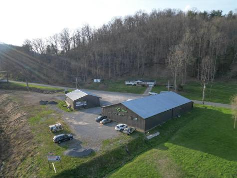 2774 Old Route 33 (RR) Horner WV 26372