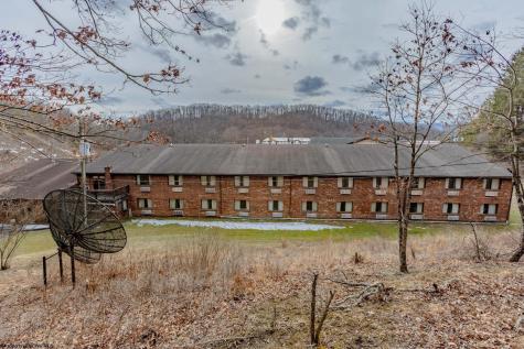 357 Beverly Pike Elkins WV 26241-2916