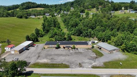 743 Thornton Pike Grafton WV 26354
