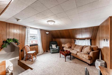 78 Kingwood Street Morgantown WV 26501