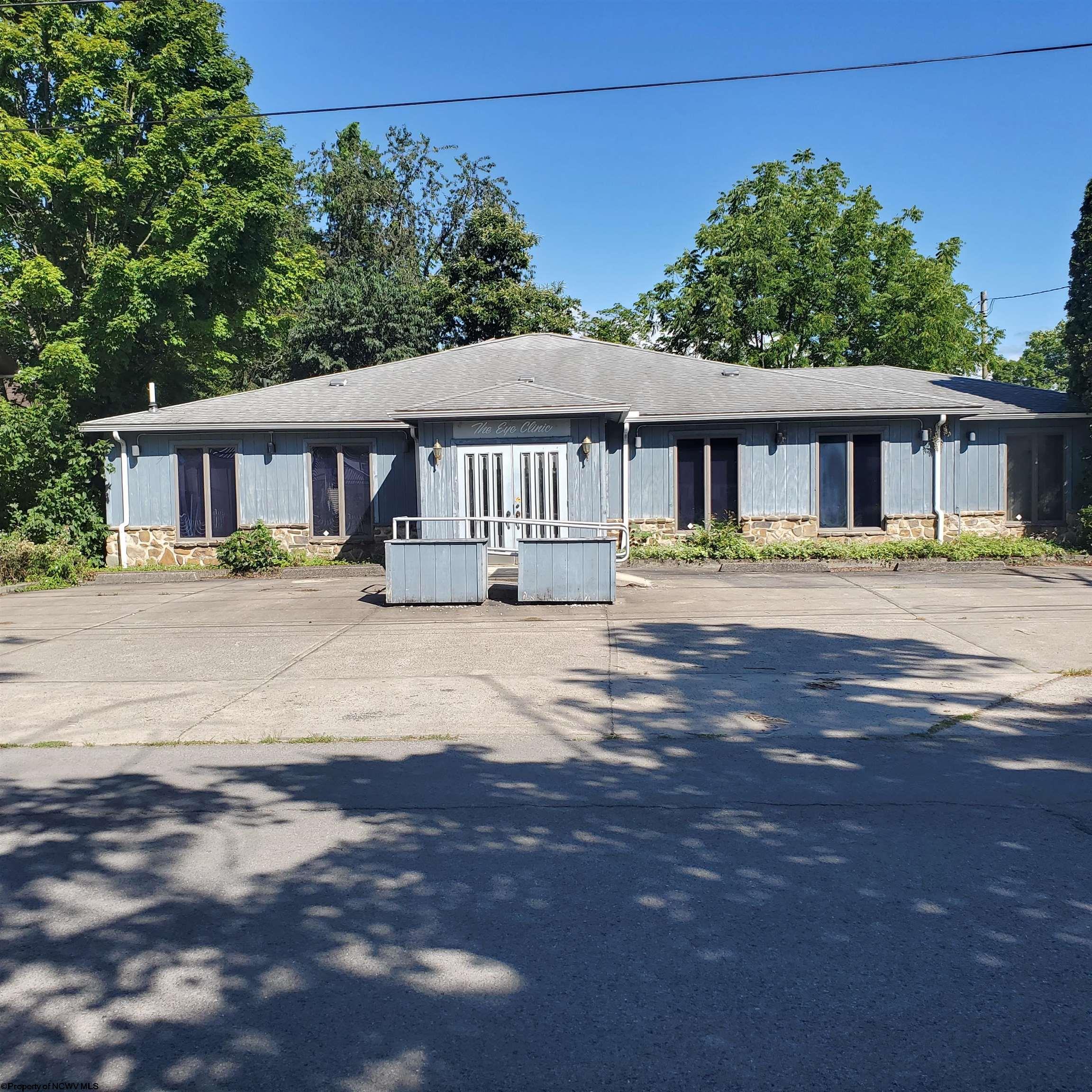 635 Robert E Lee Avenue Elkins WV 26241