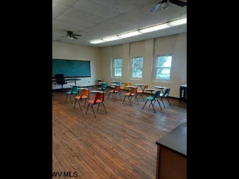 116 Pennsylvania Avenue Nutter Fort WV 26301