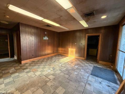 686 Fairmont Road Morgantown WV 26501