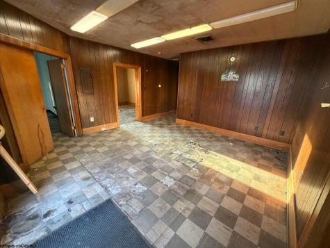 686 Fairmont Road Morgantown WV 26501
