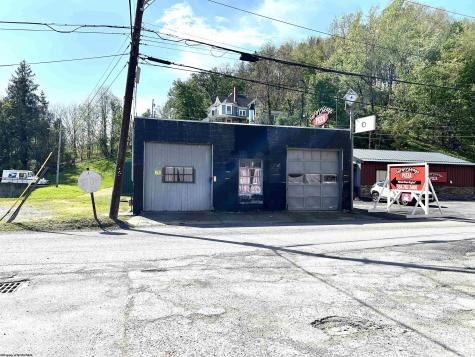 64 Valley Street Salem WV 26426