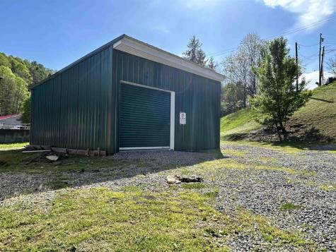 64 Valley Street Salem WV 26426