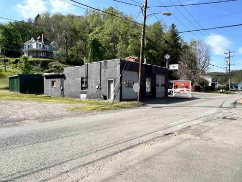 64 Valley Street Salem WV 26426