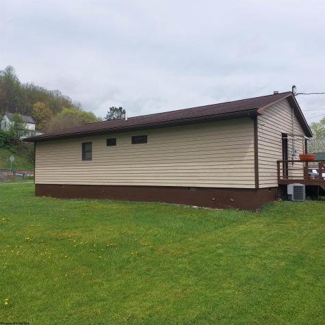 104 Kohler Street Parsons WV 26287