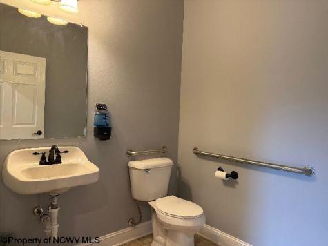 6000 Coombs Farm Drive Morgantown WV 26508