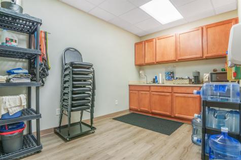 230 Lakewood Center Morgantown WV 26508