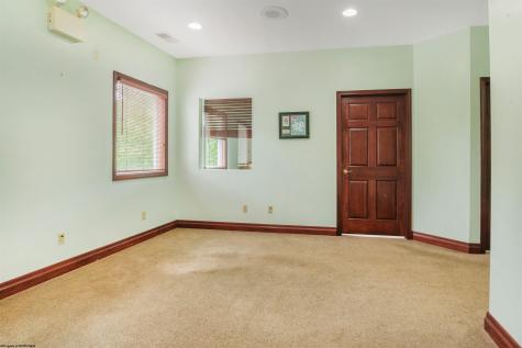 230 Lakewood Center Morgantown WV 26508