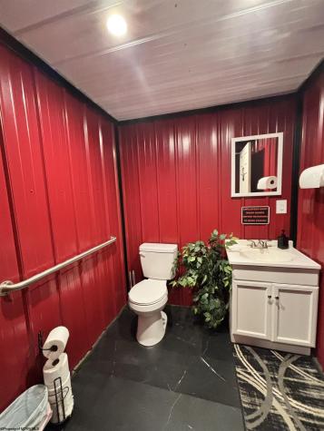 38 Morgantown Pike Belington WV 26250