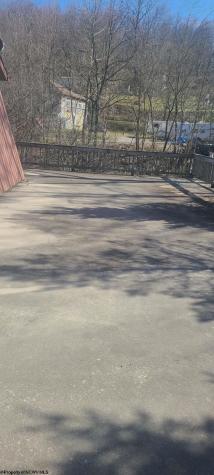38 Morgantown Pike Belington WV 26250