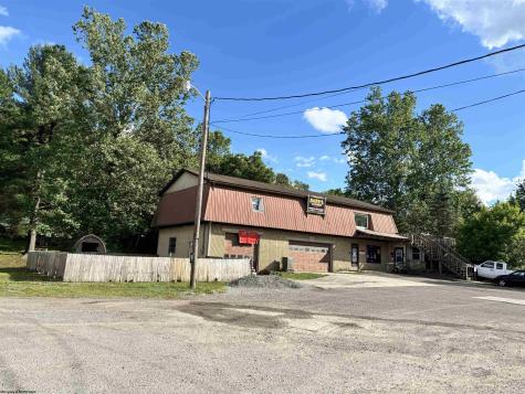 38 Morgantown Pike Belington WV 26250