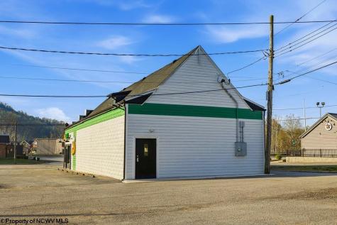 822 W Pike Street Clarksburg WV 26301