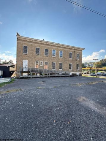 614 W Main Street Clarksburg WV 26301