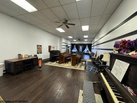 128 Main Avenue Weston WV 26452
