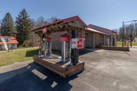 195 N Robert Stone Way Reedsville WV 26554