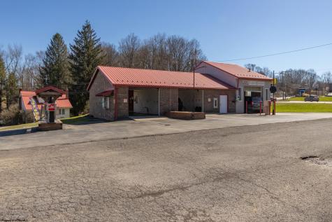 195 N Robert Stone Way Reedsville WV 26554