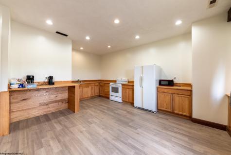 228 Northpointe Drive Bruceton Mills WV 26525-6920