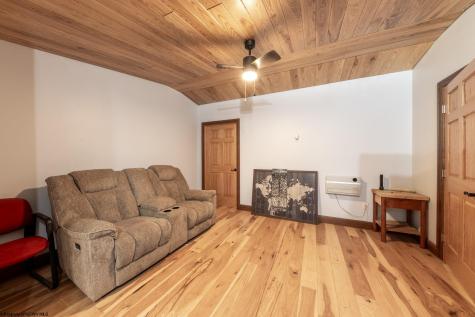 228 Northpointe Drive Bruceton Mills WV 26525-6920