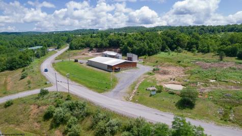 228 Northpointe Drive Bruceton Mills WV 26525-6920