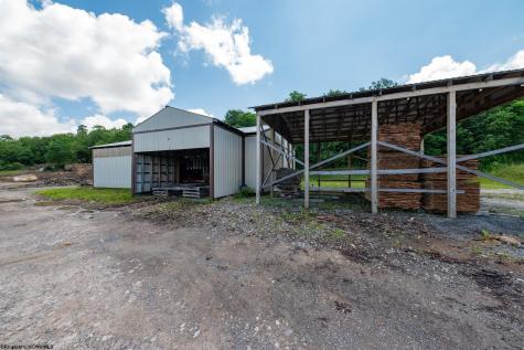228 Northpointe Drive Bruceton Mills WV 26525-6920