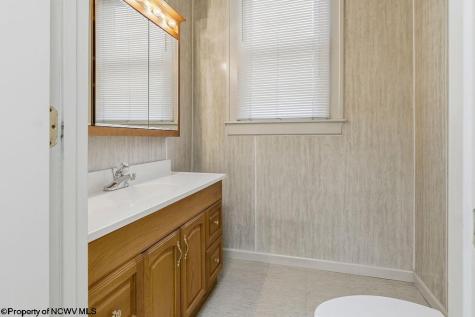 408 Lee Avenue Clarksburg WV 26301