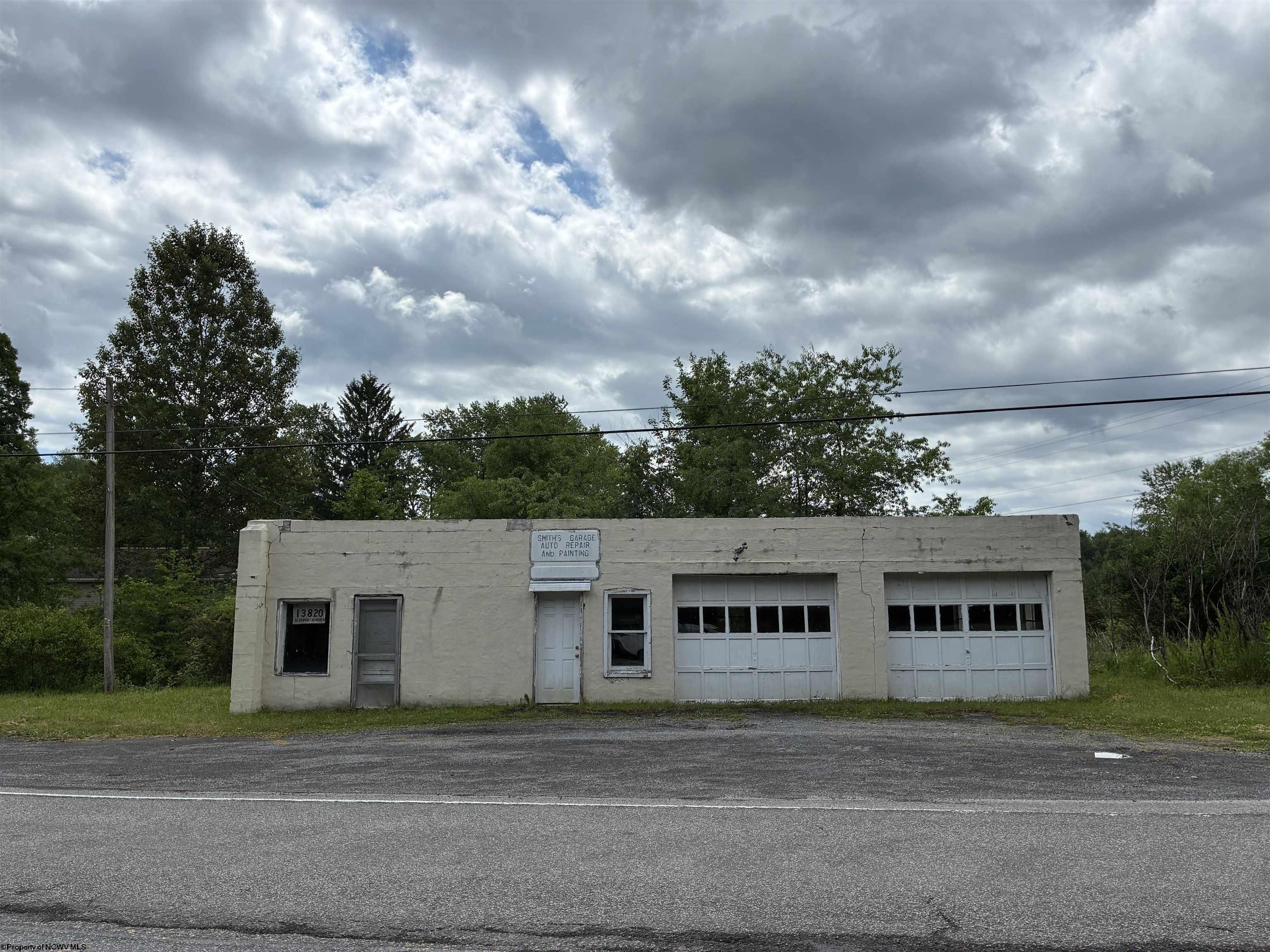 13820 N Mountaineer Highway Arthurdale WV 26520