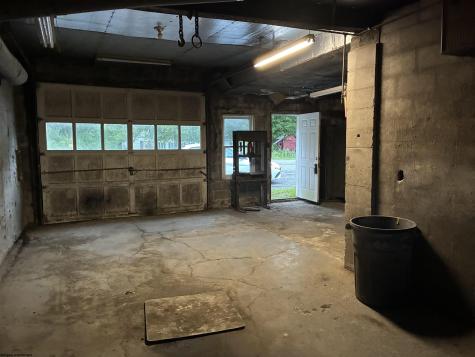 13820 N Mountaineer Highway Arthurdale WV 26520