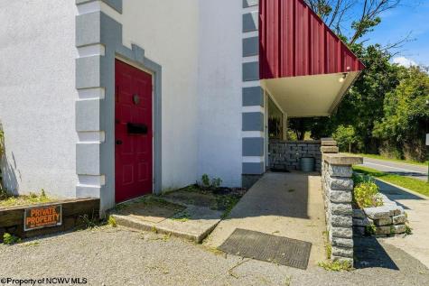 122 Yates Avenue Grafton WV 26354