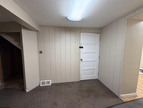 122 Yates Avenue Grafton WV 26354