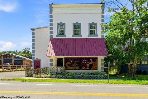 122 Yates Avenue Grafton WV 26354