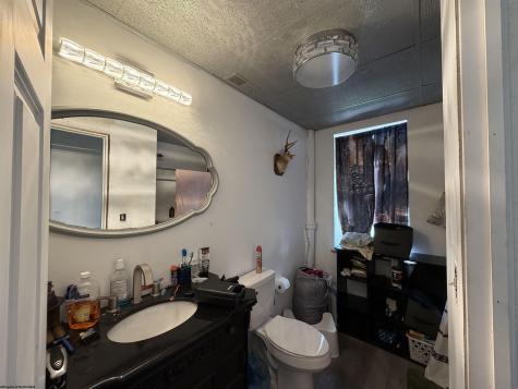 122 Yates Avenue Grafton WV 26354