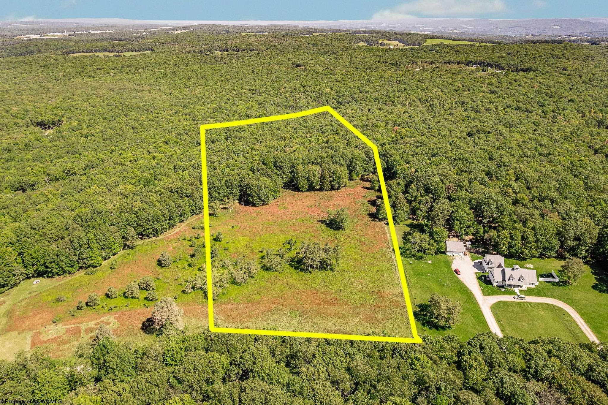 48 Hazelwood Drive Bruceton Mills WV 26525