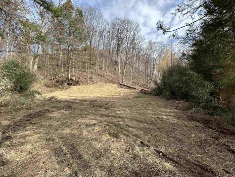 109 Dug Hill Road Morgantown WV 26508