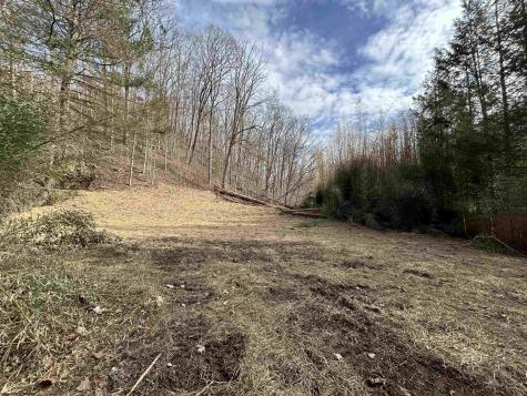 109 Dug Hill Road Morgantown WV 26508