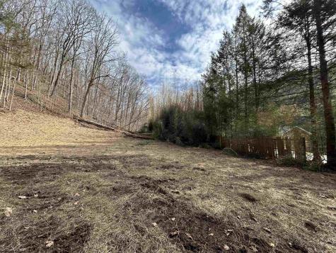 109 Dug Hill Road Morgantown WV 26508