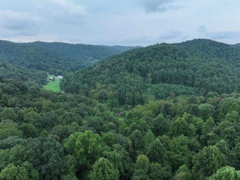 162 Sheets Hollow Road Wana WV 26590
