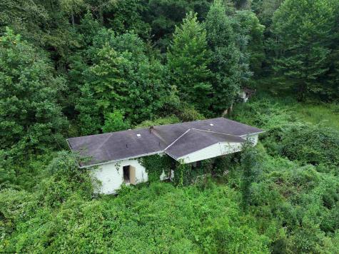 162 Sheets Hollow Road Wana WV 26590