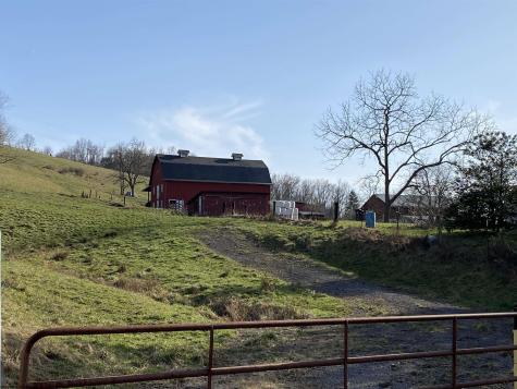 16 Meadowdale Road Fairmont WV 26554