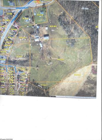 16 Meadowdale Road Fairmont WV 26554