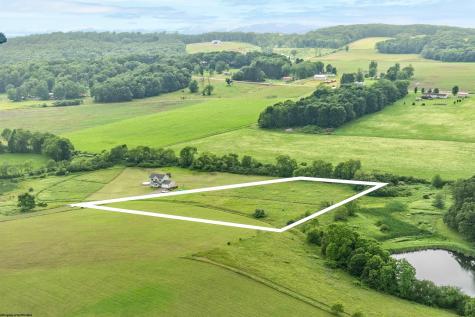 14 Meadow Lark Drive Bruceton Mills WV 26525