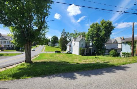 609 7th Street Fairmont WV 26554